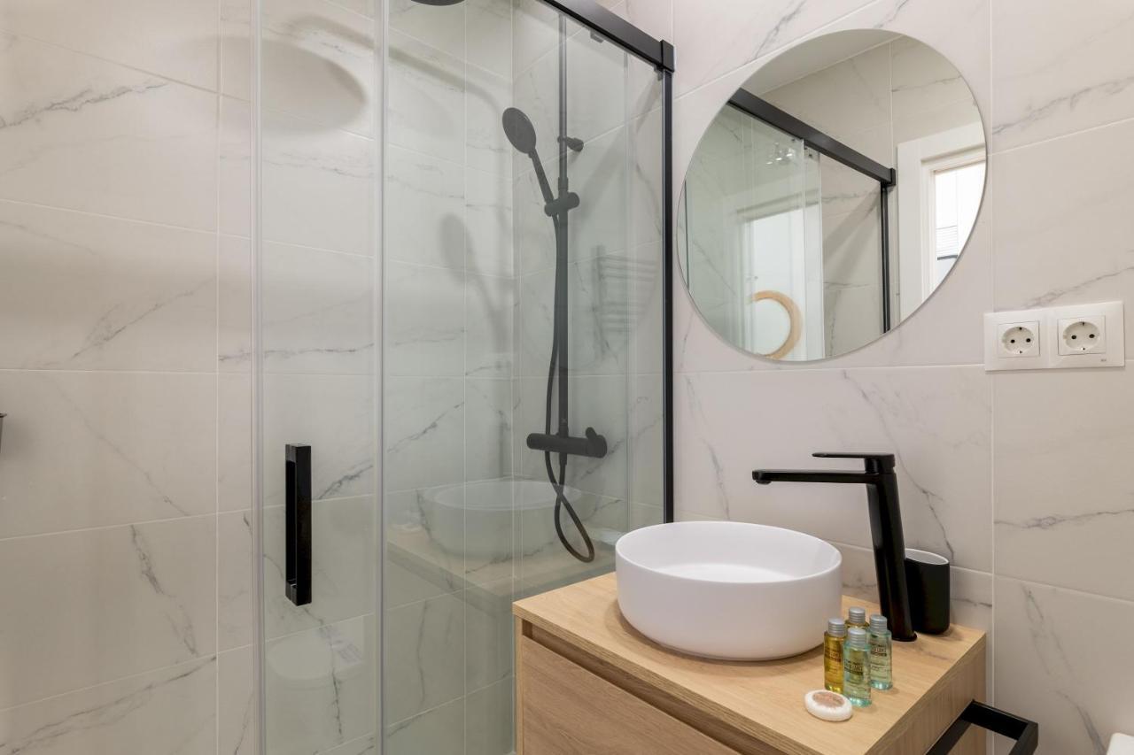 2 Bedrooms 2 Bathrooms Furnished - Retiro - Refurbished - Mintystay Madrid Exterior photo